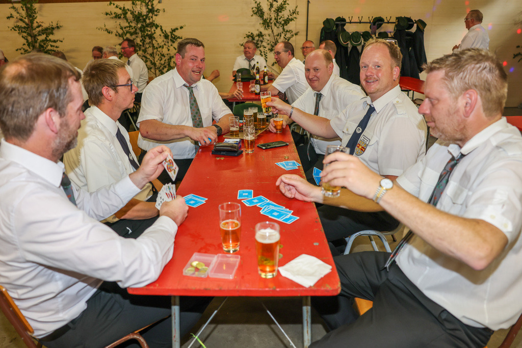 top-top.de-250628-073 | Foto, Video, Fotografie, Videografie, Fotobox, DJ, Discjockey, Musik, Musikbox, Veranstaltung, Photobooth, Amazon, Ebay, Buchtipp, Bestseller, Autor, Verlag, Buch, Wesel, Hamminkeln, NRW, Dinslaken, Rees, Drohne, Hochzeit, Party, Fotobox, Wesel, Fotograf