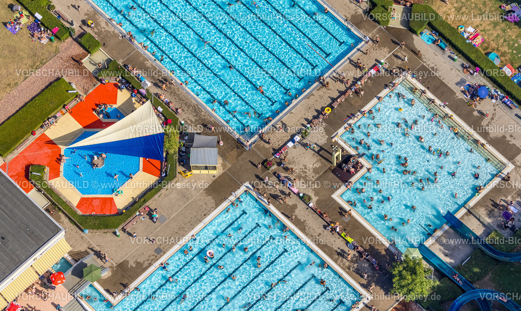 Hamm220801094-2 | Luftbild vom Badespaß im Freibad Berge, Rhynern, Hamm, Ruhrgebiet, Nordrhein-Westfalen, Deutschland