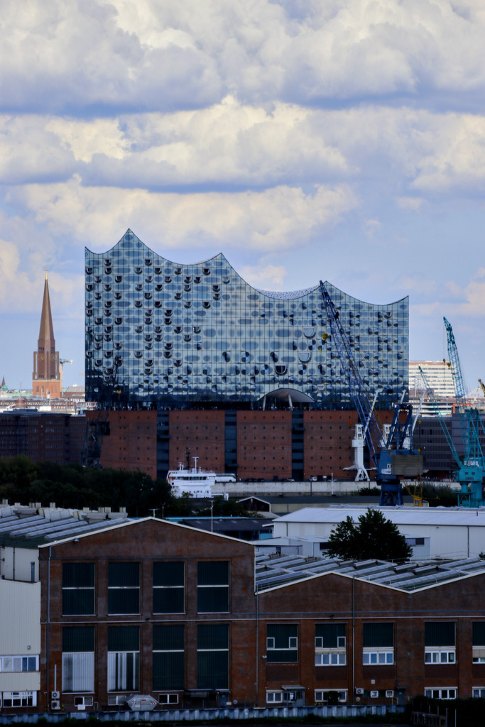 Die Elbphi | Landschaftsbilder-MV - Realisiert mit Pictrs.com