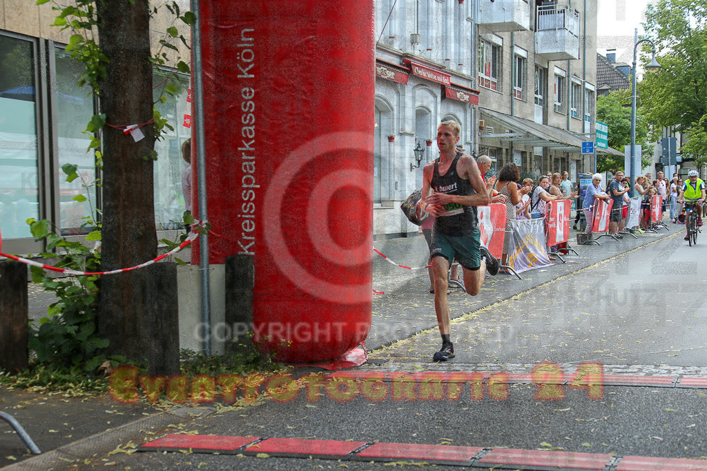 220625_1635_EX1_4699 | Sportfotografie im Rhein-Sieg Kreis, Köln, Bonn, NRW, Rheinland Pfalz, Hessen, etc. Unser Tätigkeitsfeld umfasst den Laufsport vom Volkslauf über den Marathon, Duathlon, Triathon bis zum Ultralauf wie Kölnpfad Ultra oder Schindertrail.