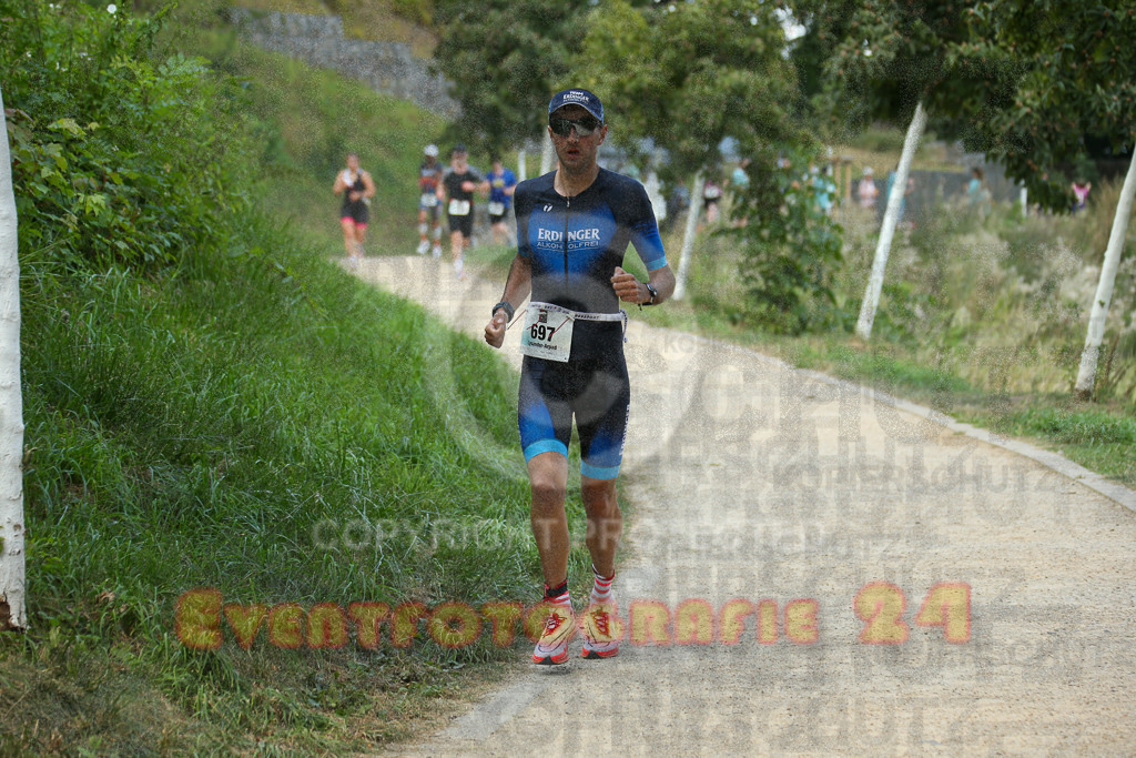250824_1431_EX1_6526 | Sportfotografie im Rhein-Sieg Kreis, Köln, Bonn, NRW, Rheinland Pfalz, Hessen, etc. Unser Tätigkeitsfeld umfasst den Laufsport vom Volkslauf über den Marathon, Duathlon, Triathon bis zum Ultralauf wie Kölnpfad Ultra oder Schindertrail.