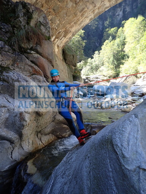 P9230022 | Bestelle die Bilder deines Berg- oder Wasser-Abenteuers mit Mountain Sports bequem von zu Hause aus direkt über unseren Online Fotoshop von pictrs.com. - Realisiert mit Pictrs.com