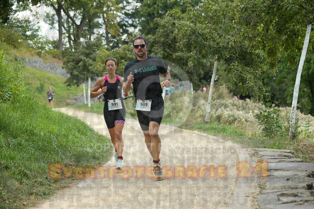 250824_1427_EX1_6288 | Sportfotografie im Rhein-Sieg Kreis, Köln, Bonn, NRW, Rheinland Pfalz, Hessen, etc. Unser Tätigkeitsfeld umfasst den Laufsport vom Volkslauf über den Marathon, Duathlon, Triathon bis zum Ultralauf wie Kölnpfad Ultra oder Schindertrail.