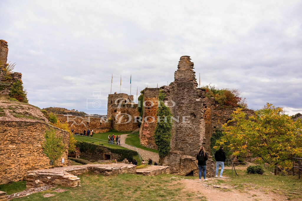 Rheinfels Ritter-3361 | Burg Ruine Rheinfels ist die größte Festungsanlage zwischen Koblenz und Bingen am Oberen Mittelrhein. - Realisiert mit Pictrs.com