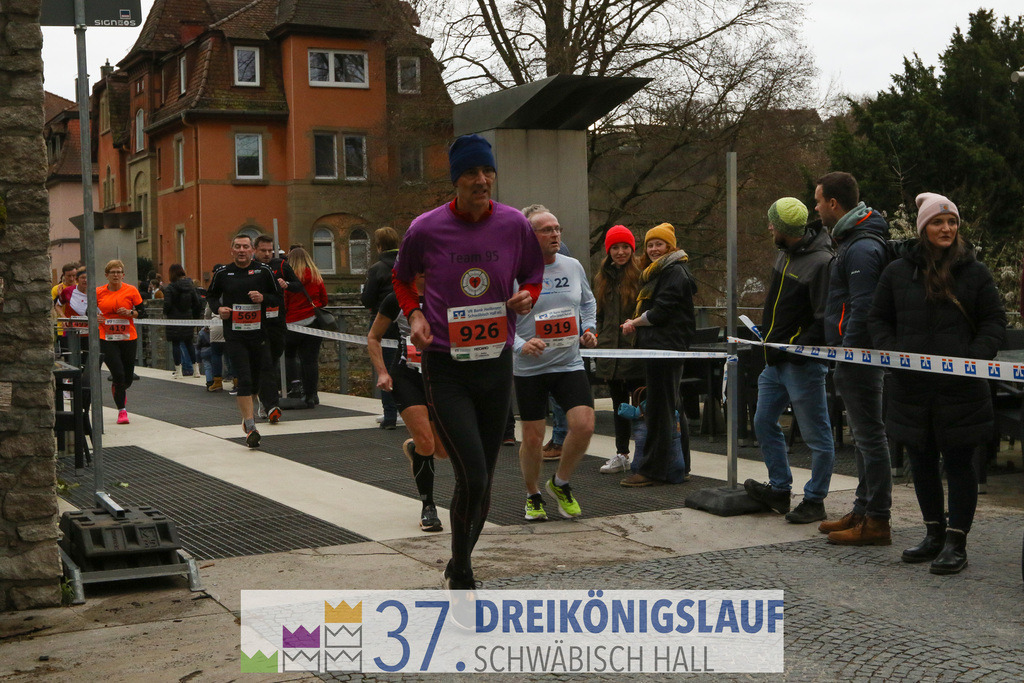 VR Bank Hauptlauf 10000m | 3 Koenigslauf 2023 - Realisiert mit Pictrs.com