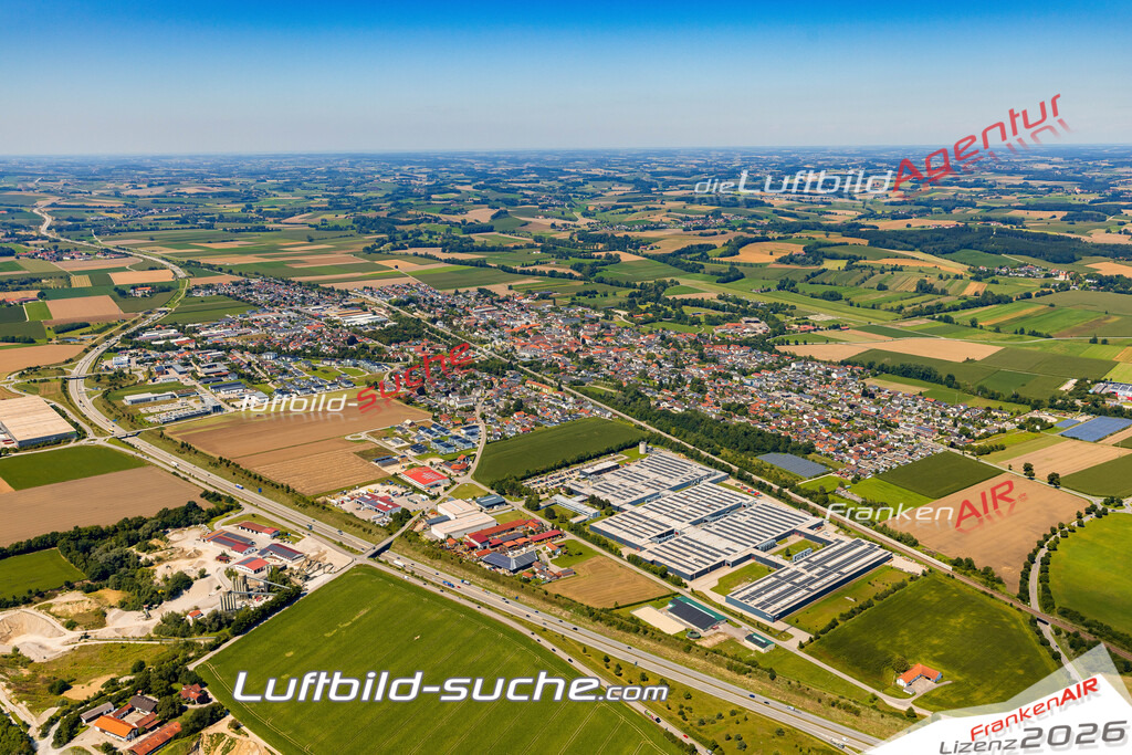 Luftaufnahme von Ampfing Vs Google Maps- Die Luftaufnahme wurde 2025 vom UL-Flugzeug heraus erstellt ( keine Drohne ) - Hochauflösende Luftaufnahme - für professionelle Ausdrucke geeignet. Die Geschenkidee !Mit Lizenz und Bildrechte bestellbar