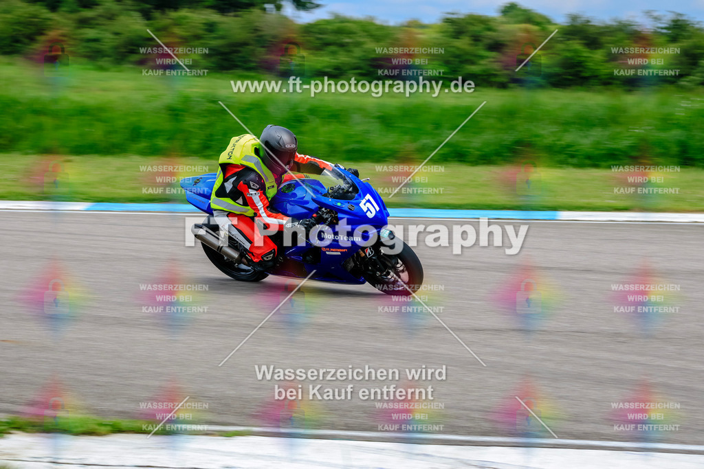 MotoTeam-9745 | Hier findet Ihr Bilder von Touristenfahrten auf der Nürburgring Nordschleife oder von anderen Veranstaltungen die ich besucht habe. Viel Spass beim Durch Schauen 