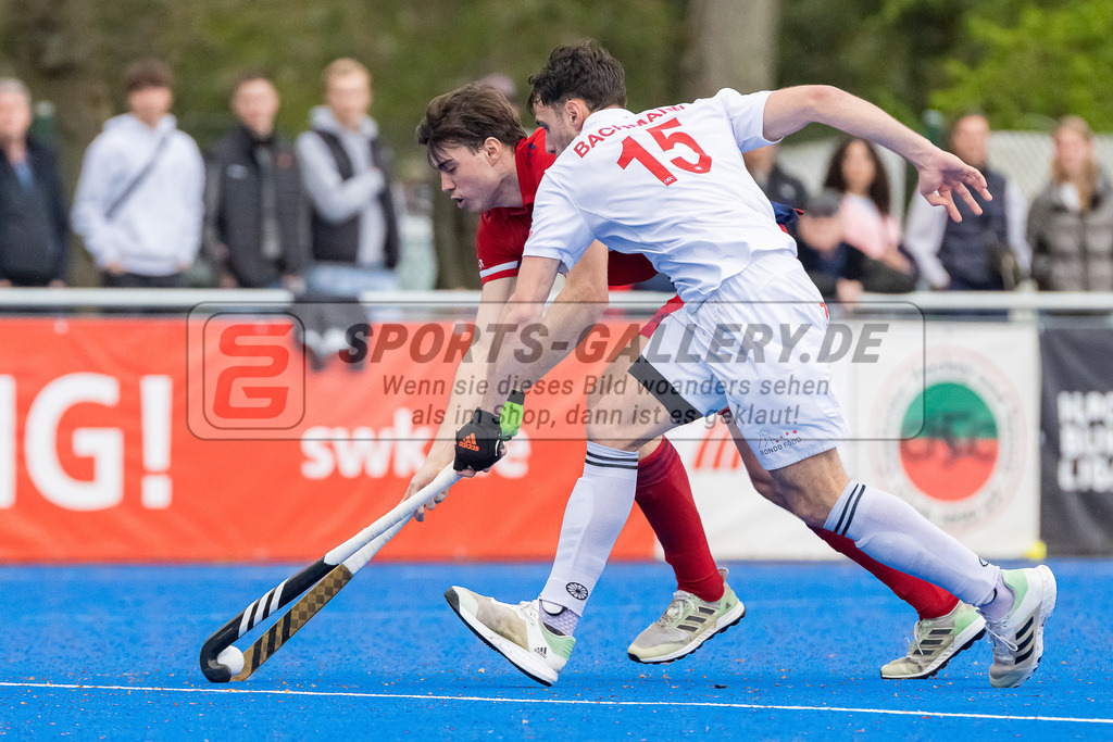 HK_20230422_107237 | 1. Bundesliga Herren Crefelder HTC - Düsseldorfer HC am 22.4.2023 Krefelder HTC ( CHTC ), Krefeld , Bachmann Lucas Maximilian ( Crefelder HTC #15 ) , Holtmanns Jonas ( Düsseldorfer HC #13 )