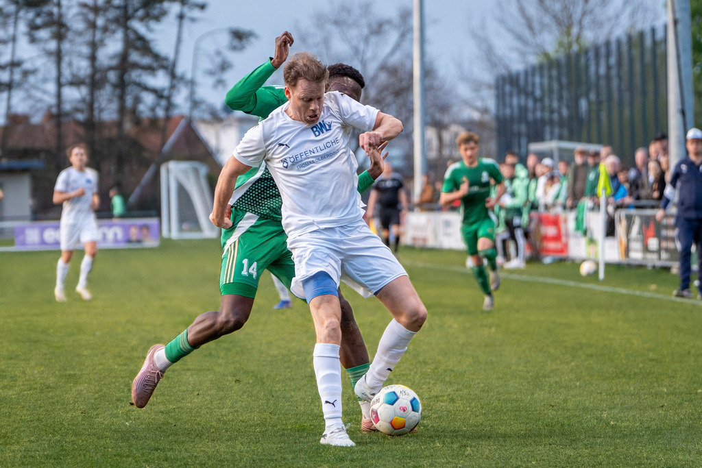 Fußball I Herren I Saison 2025-2026 I Landesliga Weser-Ems I 23. Spieltag I SFN Vechta - BW Lohne II I 00195 | jns.sportfotos - Realisiert mit Pictrs.com