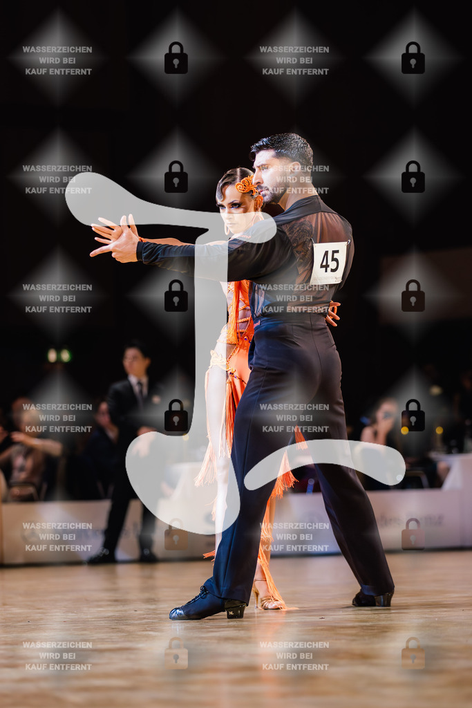 Goldstadtpokal 2025 - WDSF World Open Latin 12th (45) Alessandro Tenore _ Alice Parisini (Georgia)-2025-01-25-0068 | Webshop for digital downloads and prints of dance sport, event & show photographer Julian Link - Realisiert mit Pictrs.com