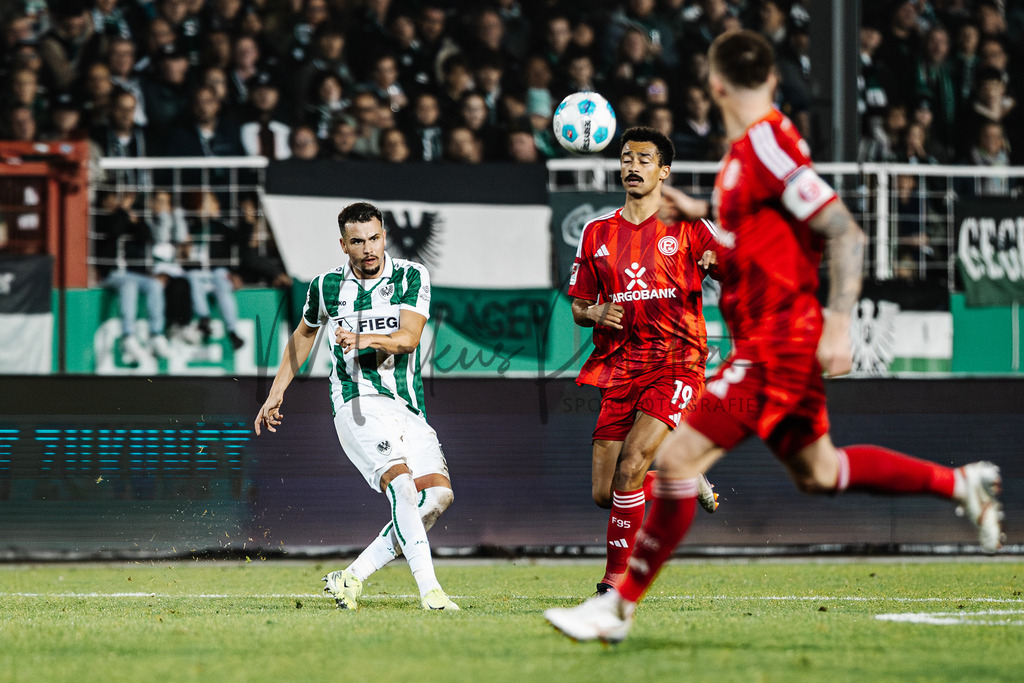 SC Preußen Münster - Fortuna Düsseldorf 1895 | Das ist die Fotodatenbank für authentische Sportfotografie aus Münster: Markus Paletta fotografiert Teams, Sportler:innen, Kinder, Events & Unternehmen. - Realisiert mit Pictrs.com