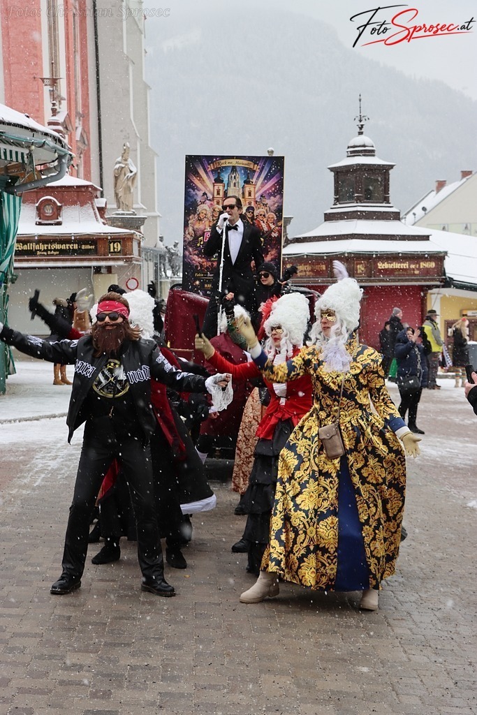fasching2026-mariazell (47) | Mit meiner Kamera halte ich besondere Augenblicke, faszinierende Landschaften und interessante Details fest. Dabei entstehen ganz unterschiedliche Aufnahmen – von stimmungsvollen Landschaftsfotografien und beeindruckenden Drohnenaufnahmen über Pressefotos - Realisiert mit Pictrs.com