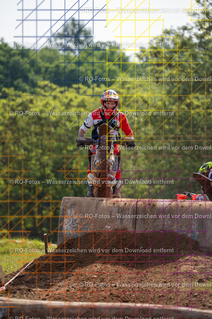Wolfshausen 4 Lauf -346 | Sportfotografie von RO-Fotos: Motorsport, Motocross, Enduro, Laufveranstaltungen und Triathlon. Professionelle Fotos von Sportlern und Events. - Realisiert mit Pictrs.com