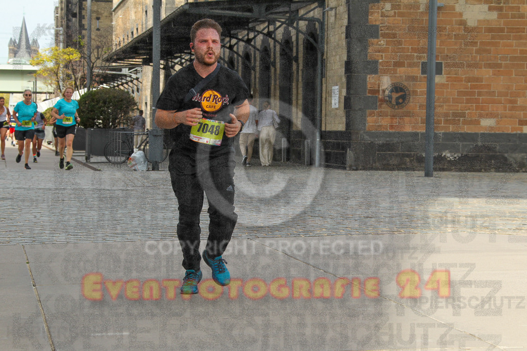 250920_1327_EV4_5631 | Sportfotografie im Rhein-Sieg Kreis, Köln, Bonn, NRW, Rheinland Pfalz, Hessen, etc. Unser Tätigkeitsfeld umfasst den Laufsport vom Volkslauf über den Marathon, Duathlon, Triathon bis zum Ultralauf wie Kölnpfad Ultra oder Schindertrail.