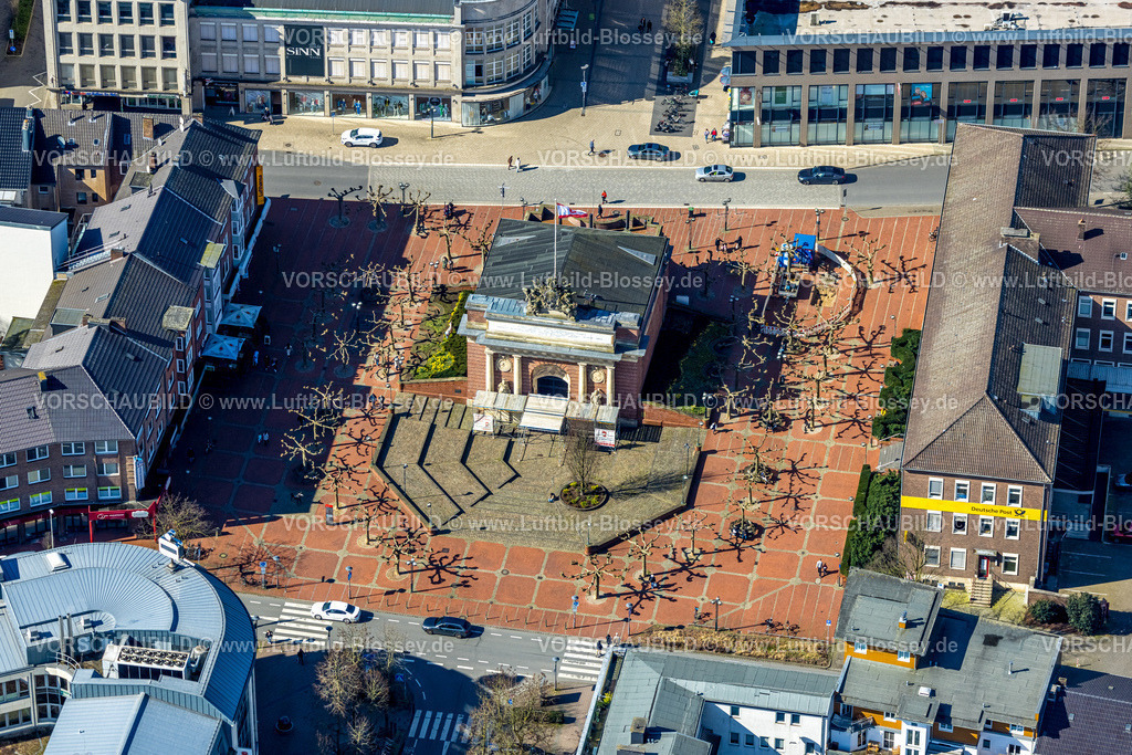 Wesel240310540 | Luftbild, City Innenstadt und Berliner-Tor-Platz mit Berliner Tor, Wesel, Nordrhein-Westfalen, Deutschland