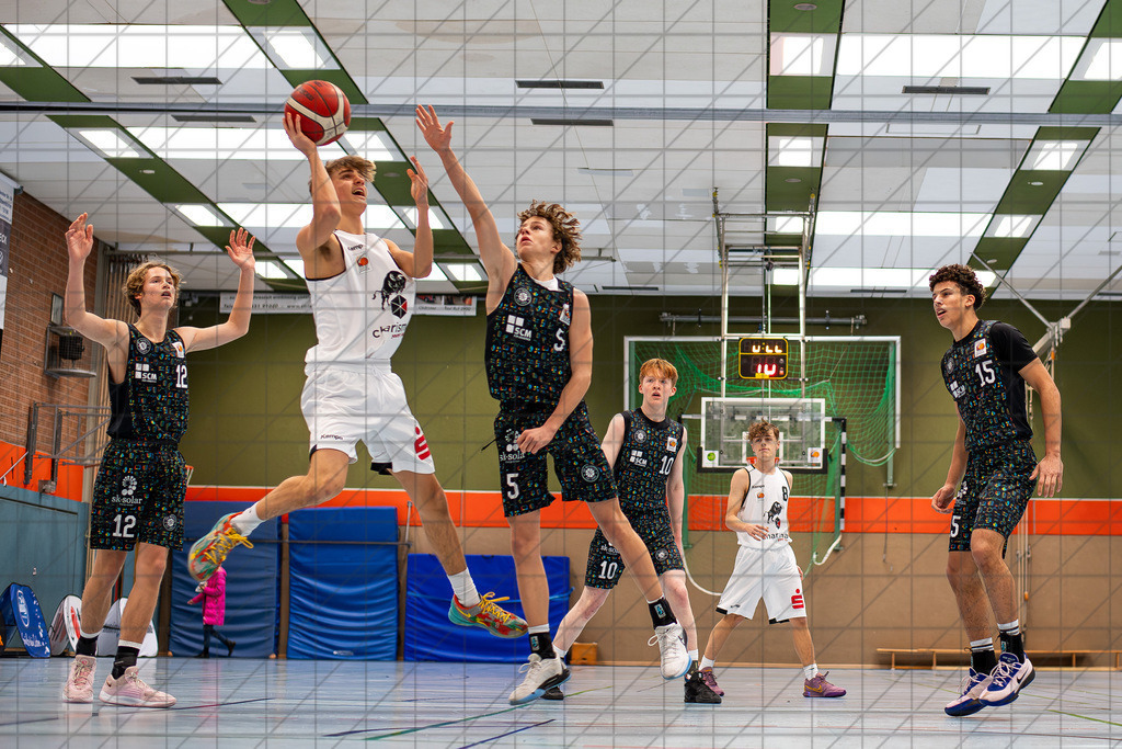 JBBL 24/25 | 23.11.2024 | Charisma Young Bulls vs. UBC Münster  | JBBL 24/25 | 23.11.2024 | Charisma Young Bulls vs. UBC Münster - - - - - CREDIT, www.bullenfotos.de, Martin König, Hörner Weg 40, D-49078 Osnabrück, +4917663732967, Nutzung und Weitergabe nur zu den vereinbarten Zwecken. Presseanfragen an Urheber. Alle Rechte beim Urheber. - - - - - - Realisiert mit Pictrs.com