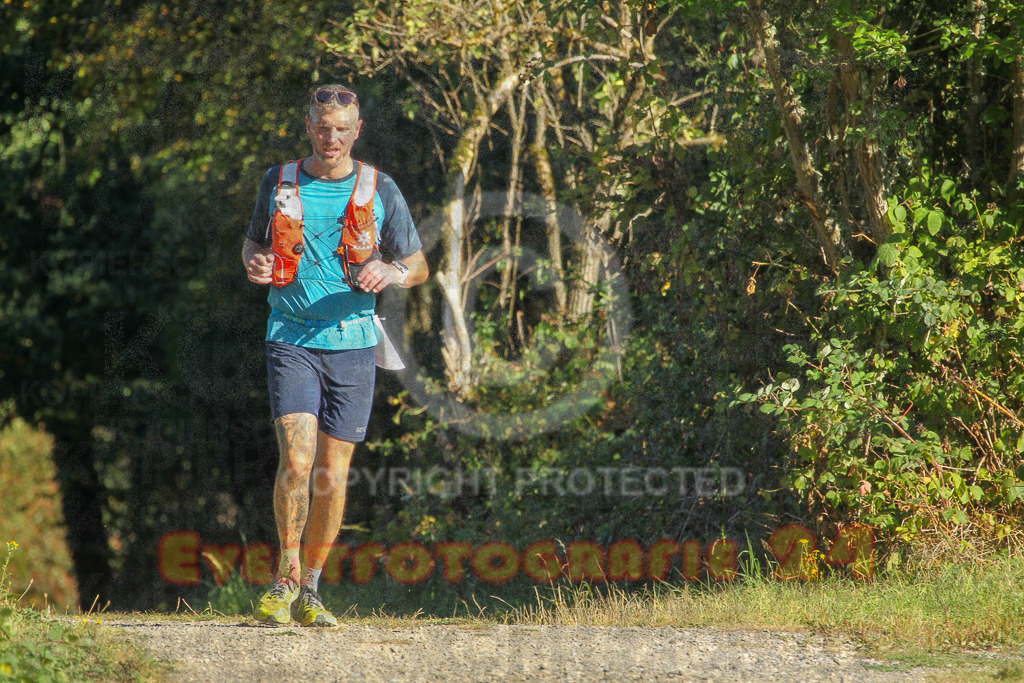 250830_1703_EV4_4744 | Sportfotografie im Rhein-Sieg Kreis, Köln, Bonn, NRW, Rheinland Pfalz, Hessen, etc. Unser Tätigkeitsfeld umfasst den Laufsport vom Volkslauf über den Marathon, Duathlon, Triathon bis zum Ultralauf wie Kölnpfad Ultra oder Schindertrail.