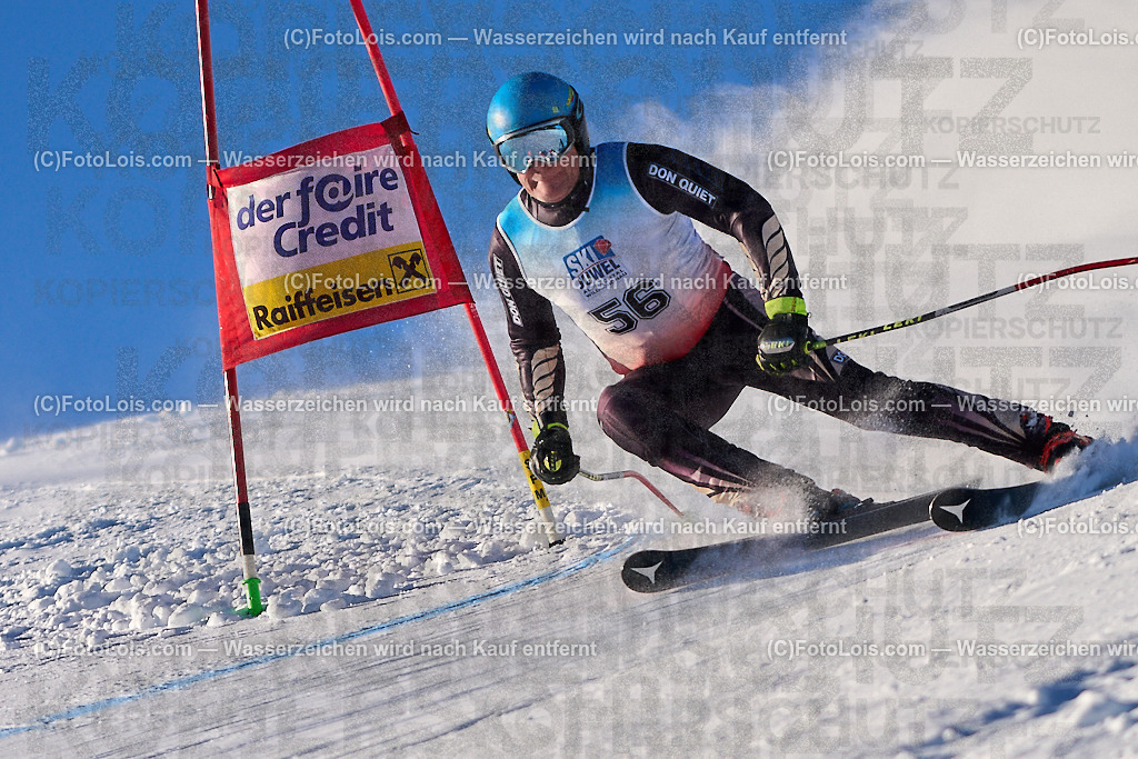 ALP4072_MASTERS-Cup_GS-A Herrn_Neuzil Jiri | (C)FotoLois.com, Alois Spandl. FIS Masters-Cup Wildschönau, Giant Slalom auf der Piste Schatzberg GS, Siegerehrung auf dem Dorfplatz Niederau, Sa 13. Januar 2024.