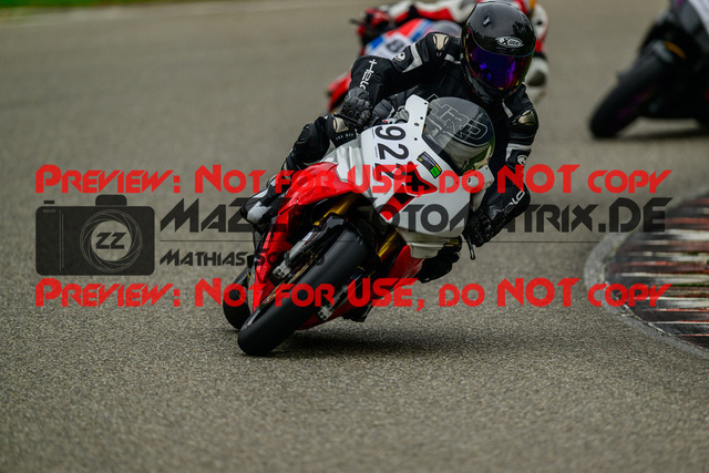 MaZZes_Fotomatrix_20241003_6007705_5567 | GRUEN