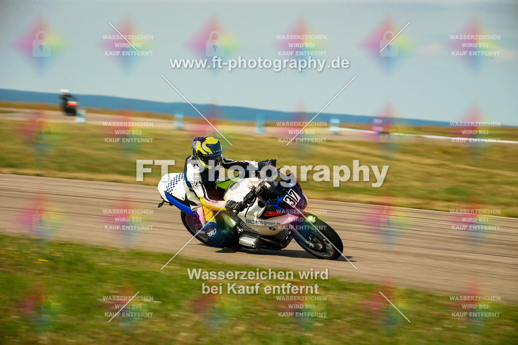 _MOT6178 | Hier findet Ihr Bilder von Touristenfahrten auf der Nürburgring Nordschleife oder von anderen Veranstaltungen die ich besucht habe. Viel Spass beim Durch Schauen 