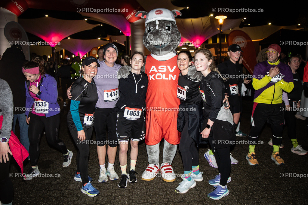 23. ASV Nachtlauf; Koeln, 13.05.26 | Impressionen vom 23. ASV Nachtlauf am 13.05.26 am Tanzbrunnen in Koeln. Foto: BEAUTIFUL SPORTS/Axel Kohring