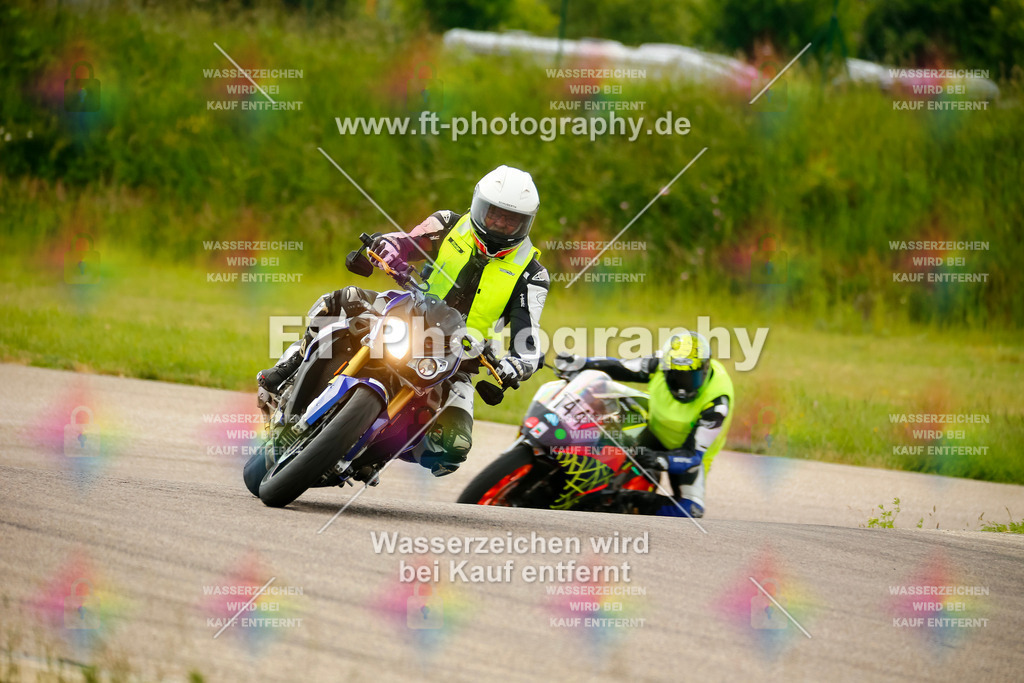 _MOT1400 | Hier findet Ihr Bilder von Touristenfahrten auf der Nürburgring Nordschleife oder von anderen Veranstaltungen die ich besucht habe. Viel Spass beim Durch Schauen 