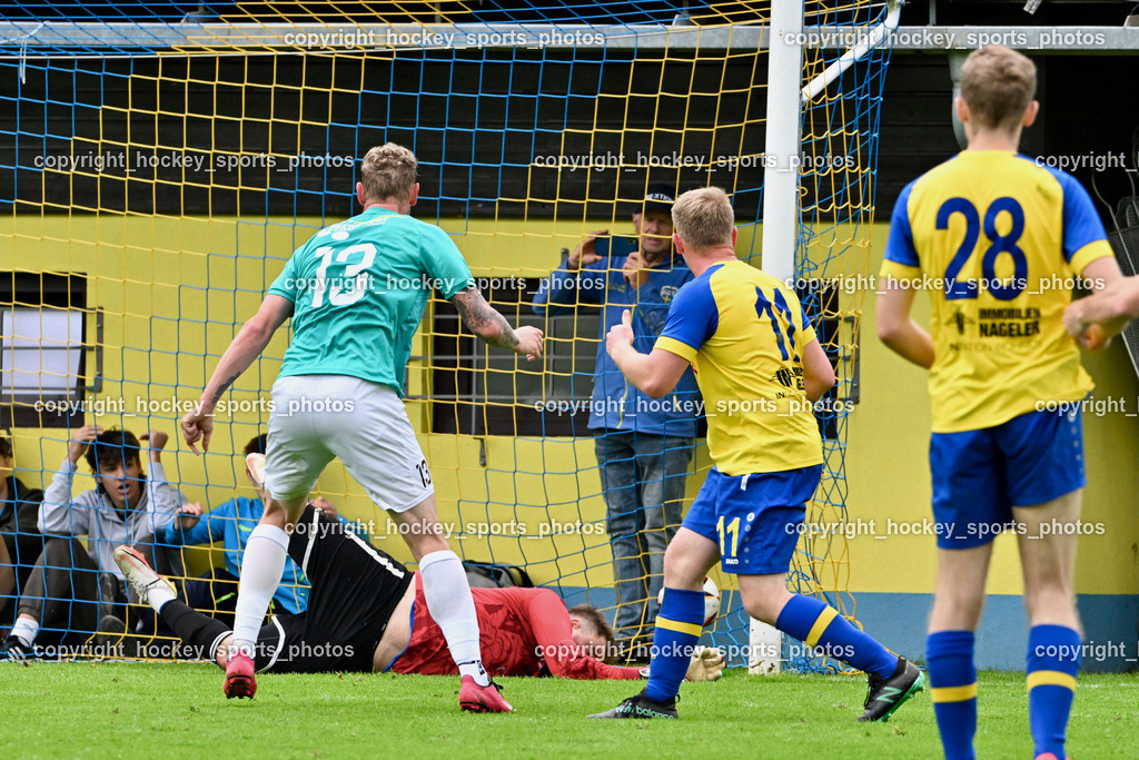 SV Afritz 1975 vs. SV Rosegg | #13 Stefan Aichholzer SV Rosegg, #1 Erik Horwath SV Rosegg, #11 Marco Kahlhofer SV Afritz, #28 Nico Moser SV Afritz, Tor SV Rosegg, SV Afritz 1975 vs. SV Rosegg, SV Afritz 1975 vs. SV Rosegg am 26.05.2024 in Afritz (Sportplatz Afritz), Austria, (Photo by Bernd Stefan)