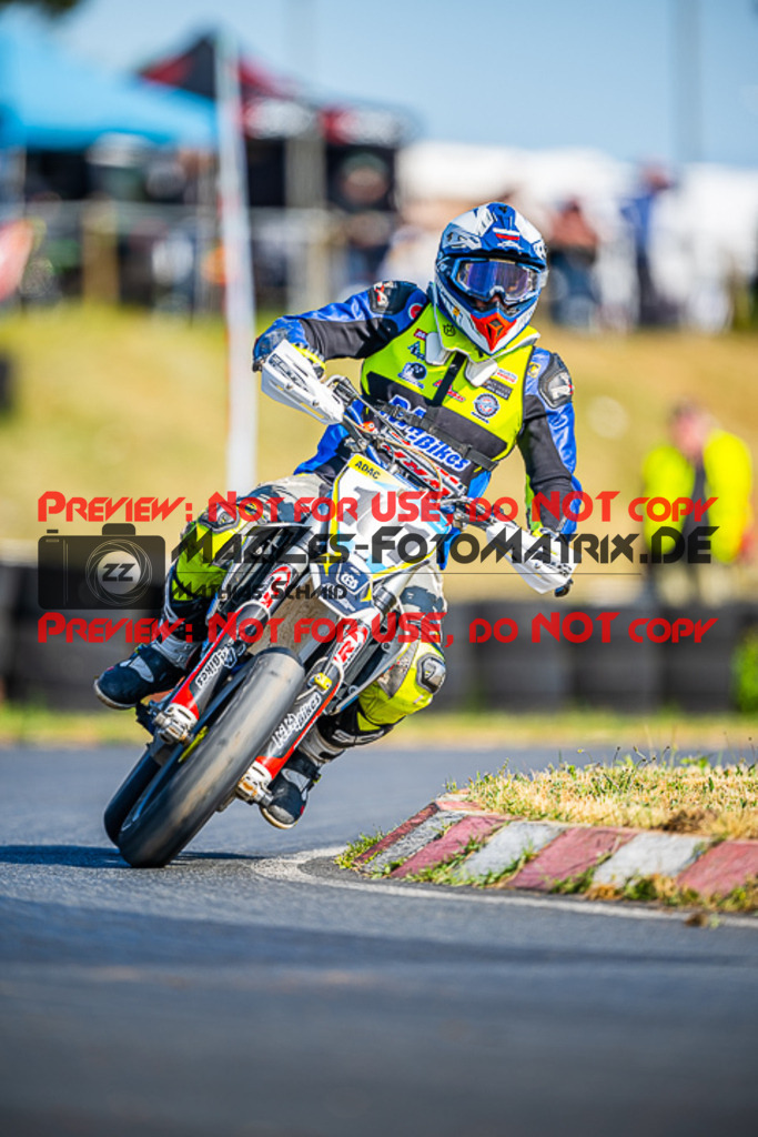 MaZZes_FotoMatrix_220529_5342 | Fotograf Mathias Schmid
Sportfotograf,
Eventfotograf,
Hochzeitsfotograf,
Portraitfotograf