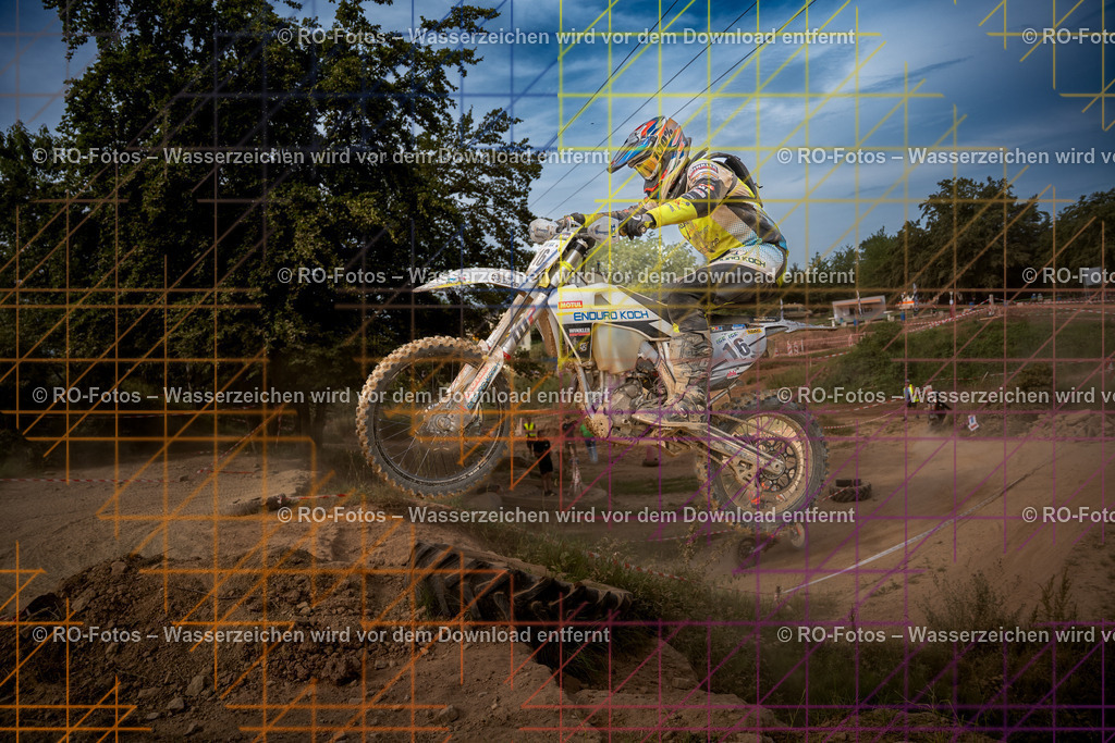 Niederwürzbach 4 Lauf-604 | Sportfotografie von RO-Fotos: Motorsport, Motocross, Enduro, Laufveranstaltungen und Triathlon. Professionelle Fotos von Sportlern und Events. - Realisiert mit Pictrs.com