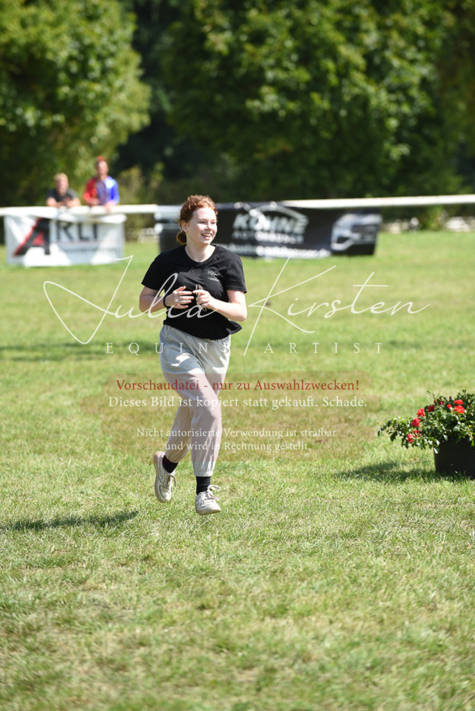 DSC_0153 | Pferde- und Turnierfotografie in Westsachsen. Pferdeportraits, Auftragszeichnungen und intuitive Kunst.