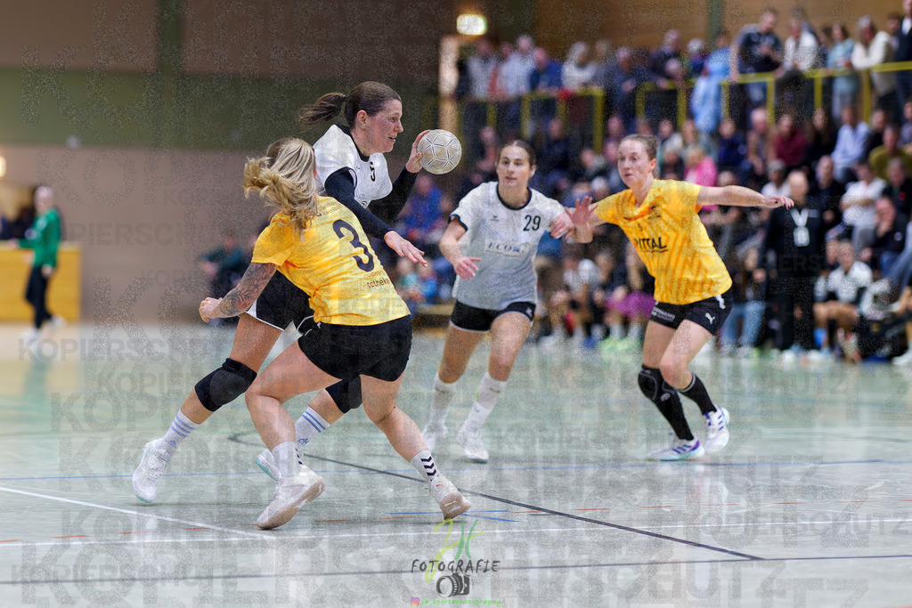Frauen Oberliga Mitte (HHV); HSG Eibelshausen/Ewersbach - HSG Linden | Frauen Oberliga Mitte (HHV); HSG Eibelshausen/Ewersbach - HSG Linden am 15.11.2025 in Eibelshausen (Holderberghalle)Photo © 2025 - Jörg Heinrich - Realisiert mit Pictrs.com