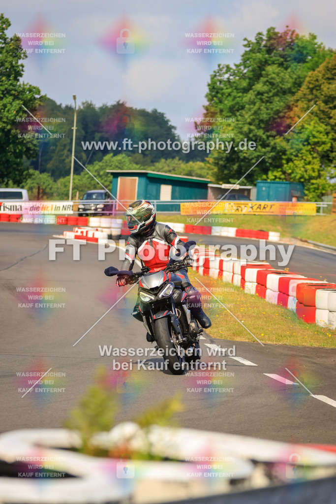 _DSK2361 | Hier findet Ihr Bilder von Touristenfahrten auf der Nürburgring Nordschleife oder von anderen Veranstaltungen die ich besucht habe. Viel Spass beim Durch Schauen 
