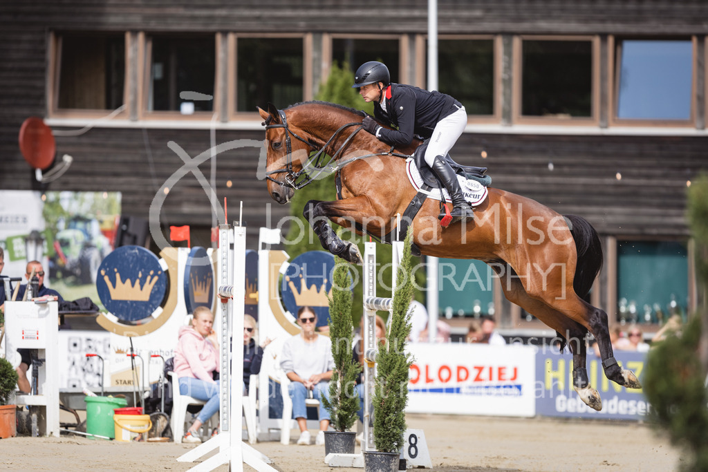 230827_Delbrueck_GrosserPreis-564 | Deine schönsten Turniermomente als professionelle Fotos! Entdecke hochwertige Pferdesport-Fotografie im Online-Shop. Jetzt Fotos finden & bestellen!