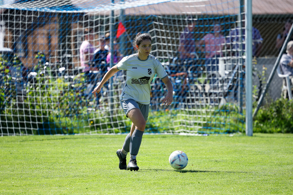 Fußball I FRAUEN I Saison 2025-2026 I Freundschaftsspiel I FC Loppenhausen - 1FC Heidenheim 1846 II I_250831_9762 | Fotopresso – Sportfotografie in Heidenheim & Umgebung. Professionelle Sportfotografie für unvergessliche Momente. Dynamische Action-Shots, emotionale Szenen & hochwertige Bilder. - Realisiert mit Pictrs.com