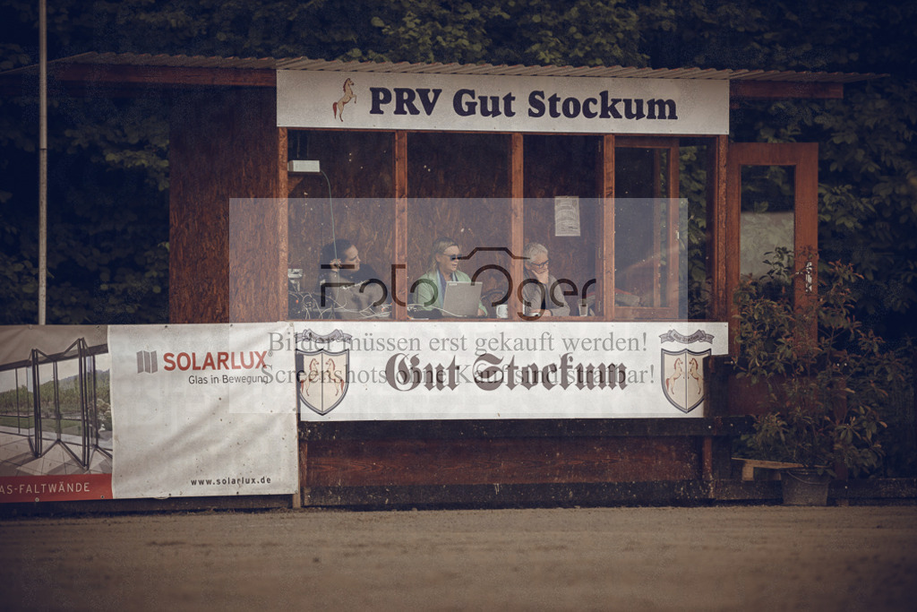 20240530-DOS_1861 | Entdecke hochwertige Reitturnierfotos von Foto Oger. Professionell, emotional und authentisch – jetzt Lieblingsmomente im Shop bestellen.Deutschlandweite Turnierfotografie. - Realisiert mit Pictrs.com