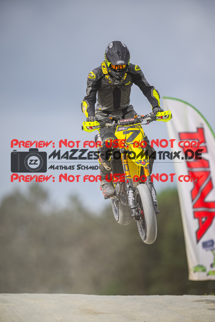 MaZZes_Fotomatrix_20250504_6007705_7897 | S1