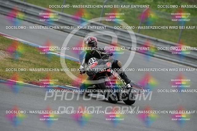 2025_09_13_PBK_25486 | Sportfotografie; SlowMotion; Video; Rennstrecke; Hafeneger; RSE; Speer; Trackday; Motorsportarena; Hockenheimring; Brno; Most; Barcelona; Valencia, Benny; Kaetzmer;