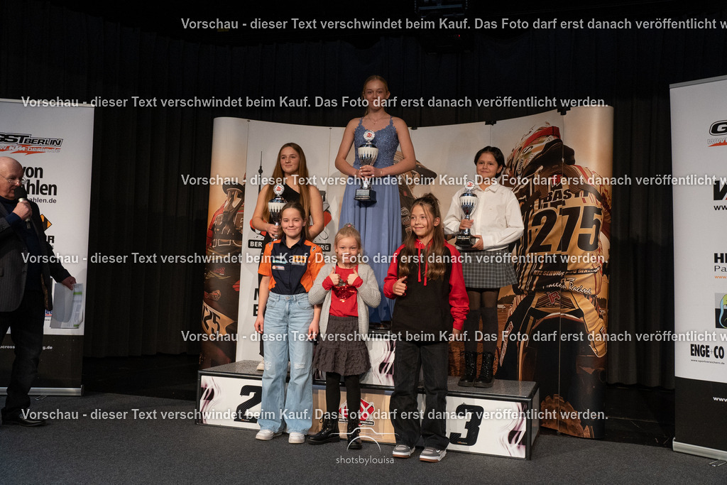 11_15_MeistereherungMXBB-8060 | Sportfotografin aus Berlin-Brandenburg mit Fokus auf Motocross. Ich halte deine sportliche Leistung und echte Emotionen auf und neben der Strecke professionell fest. Entdecke die Fotos von deinem Rennen und bestelle sie direkt hier im Shop.