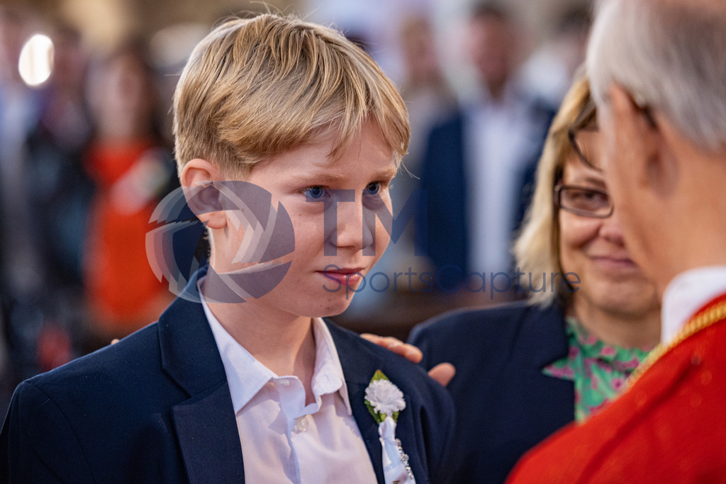 RR5M6545 | Firmung Klagenfurt-Dom 19.05.2024 8 Uhr