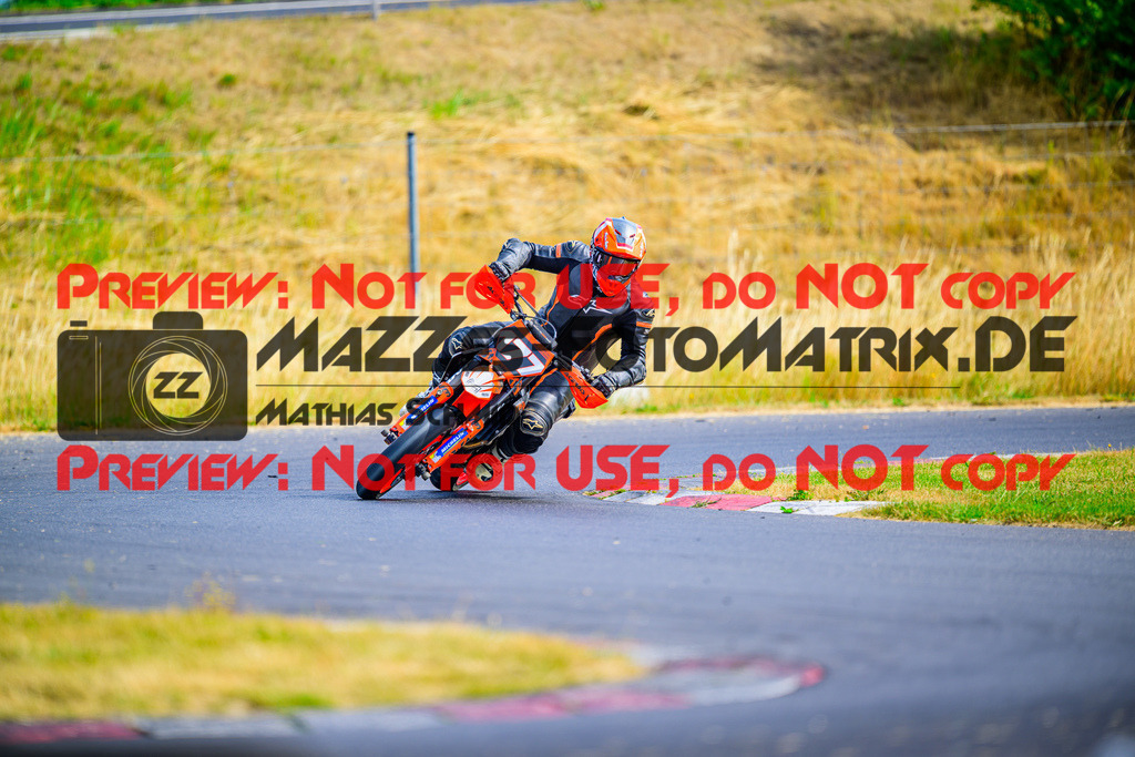 MaZZes_Fotomatrix_20250706_6007705_4295 | S4