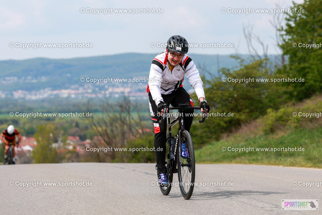 441_AR6_1384 | Neusiedlersee Radmarathon 2026@sportshot_your_pictrs #yourpictures#roadtowm2029 #nrm #neusiedlerseeradmarathon #neusiedlersee #neusiedlerseetourismus #burgenland #mörbisch #nrm26 #burgenlandtourismus #voglundco #poweredbyburgenlandtourismus #radsport #rad #marathon #ucigranfondo #visitburgenland #ucigranfondoworldseries