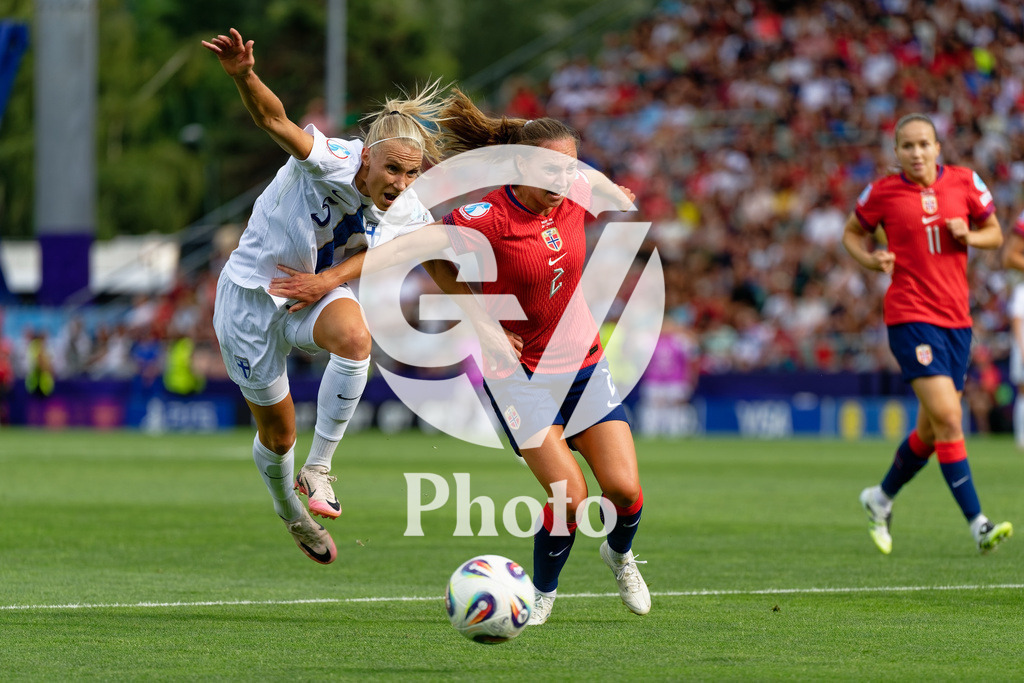 Norway v Finland - UEFA Women's EURO 2025 Group A | SION, SWITZERLAND - JULY 6: Emma Koivisto of Finland (L)  fight for possession Marit Bratberg Lund of Norway (R)   during the UEFA Womens EURO 2025 Group A match between Norway and Finland at Stade de Tourbillon on July 6, 2025 in Sion, Switzerland. (Photo by Giuseppe Velletri/Sports Press Photo/Getty Images)