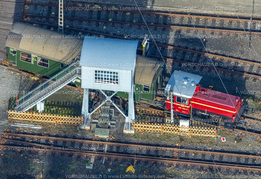 Bochum221100786 | Luftbild, Eisenbahnmuseum Bochum, Diesellok und Waggon, Dahlhausen, Bochum, Ruhrgebiet, Nordrhein-Westfalen, Deutschland