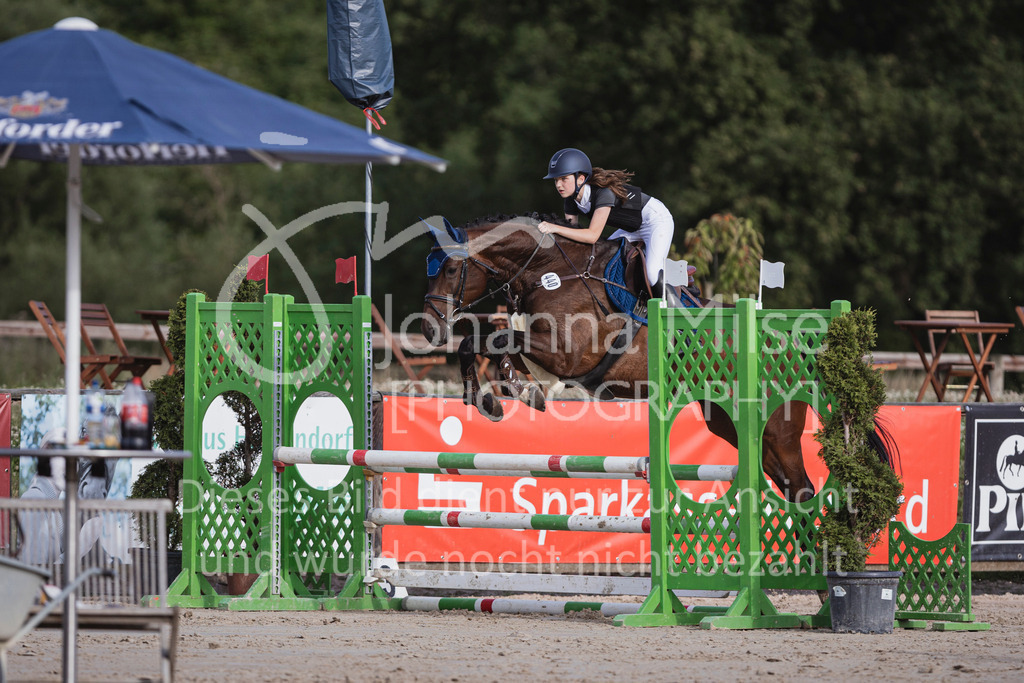 240629_LüPfSpTa_Stil-A-507 | Deine schönsten Turniermomente als professionelle Fotos! Entdecke hochwertige Pferdesport-Fotografie im Online-Shop. Jetzt Fotos finden & bestellen!