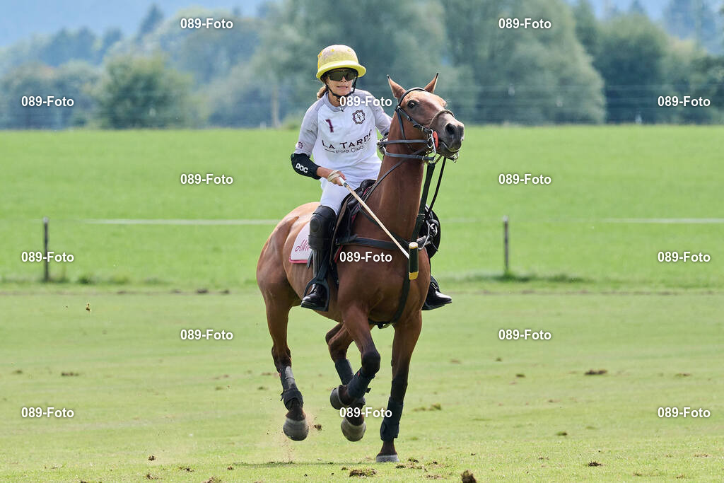 La Tarde Summer Cup 2025, Ostersee Polo Team vs La Tarde Polo Team | La Tarde Polo Club Munich, La Tarde Summer Cup 2025, Ostersee Polo Team vs La Tarde Polo Team, 2025-08-24Foto: 089-foto.org - Realisiert mit Pictrs.com