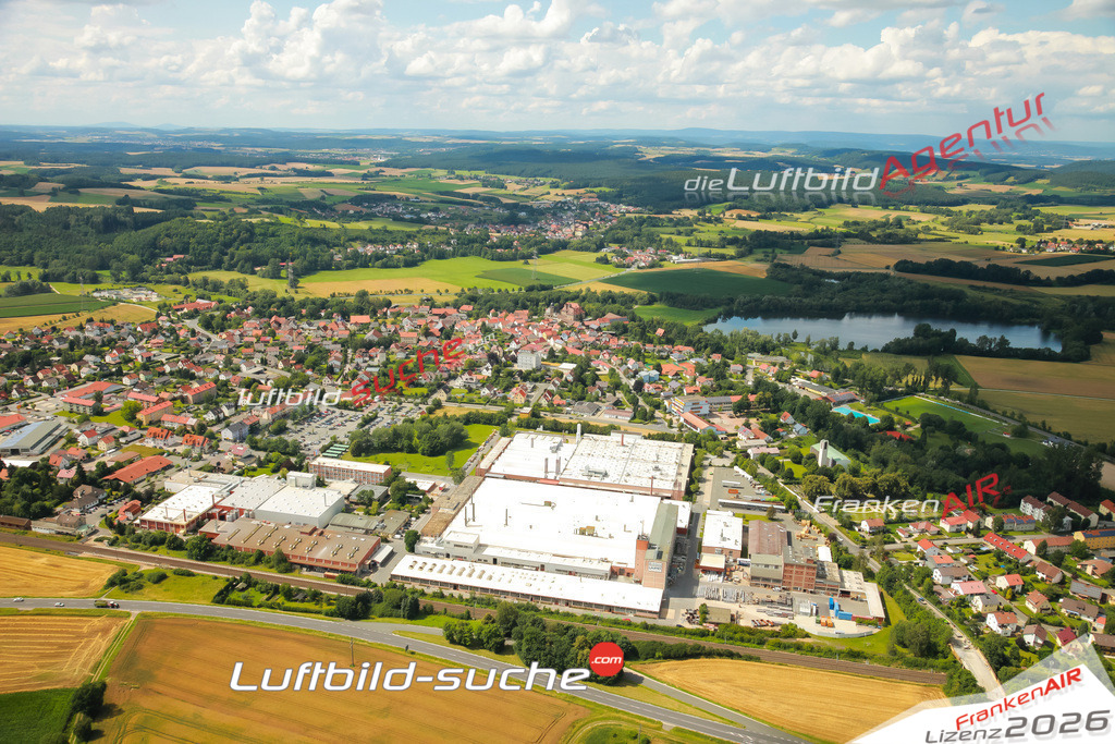 Die Luftaufnahme der Stadt Redwitz wurde vom UL-Flugzeug heraus erstellt ( keine Drohne )- hohe Auflösung für beste Qualität
