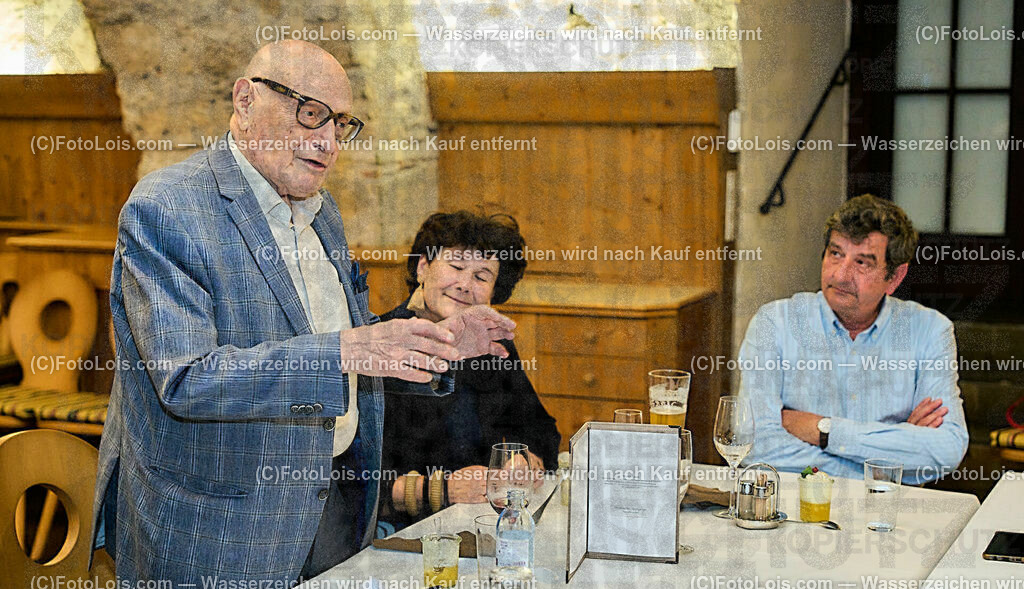 ALP9669_Foederation_Chopin-Ges_Kanitzer Theodor | (C)FotoLois.com, Alois Spandl, Föderation der internationalen Chopin-Gesellschafen (deren gibt es weltweit 34) - Zusammentreffen und Sitzung im Vorfeld des XXXIX. Chopinfestivals in der Kartause Gaming und Rahmenprogramm - Ausflug mit dem Bus zum Lunzer See und nach Lackenhof, gemeinsames Abendessen, Do 3. August 2023.
