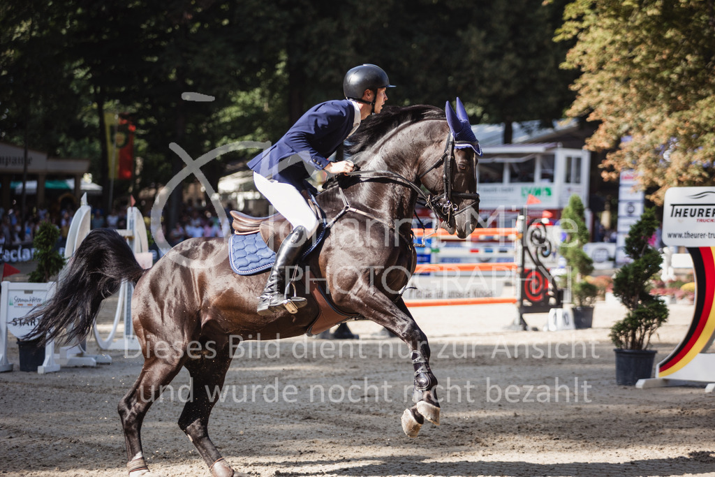 230910_OWLCh_GroßerPreis-673 | Deine schönsten Turniermomente als professionelle Fotos! Entdecke hochwertige Pferdesport-Fotografie im Online-Shop. Jetzt Fotos finden & bestellen!