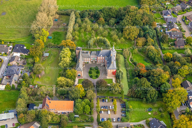 Hamminkeln241010880 | Luftbild, Wasserburg und Schloss Ringenberg mit Schlosspark, grüne Bäume, Ringenberg, Hamminkeln, Niederrhein, Nordrhein-Westfalen, Deutschland