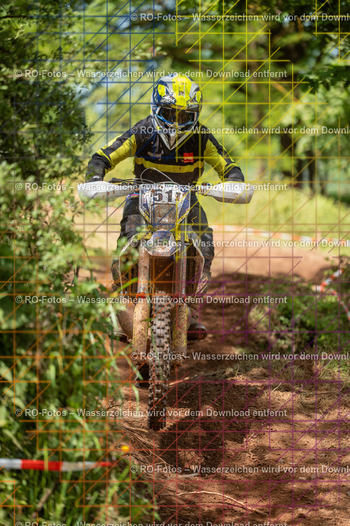 Wolfshausen 5 Lauf -648 | Sportfotografie von RO-Fotos: Motorsport, Motocross, Enduro, Laufveranstaltungen und Triathlon. Professionelle Fotos von Sportlern und Events. - Realisiert mit Pictrs.com